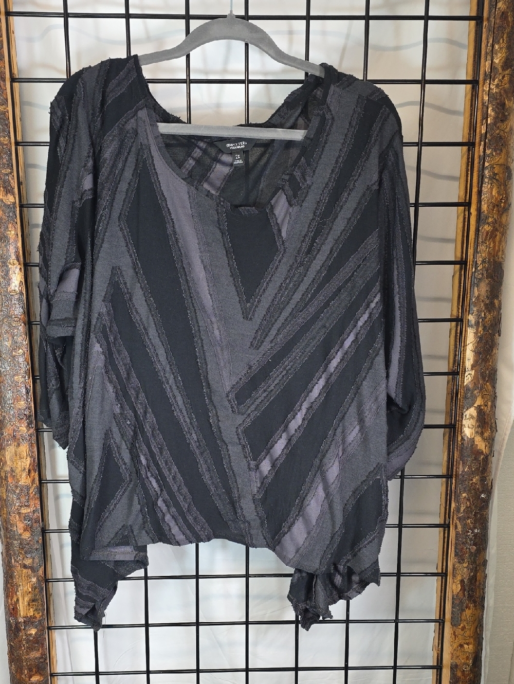Women's Black & Charcoal Textured Stripe Dolman Tunic